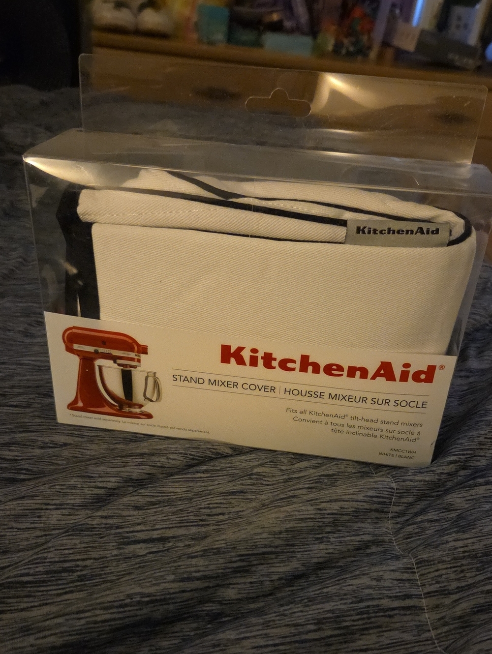 NIB KitchenAid Stand Mixer Cloth Cover White KMCC1WH Brand New